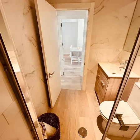 Premio Real 18 Apartment Gijon Exterior photo